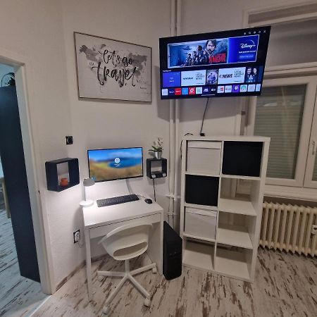 Central Point 布达佩斯 外观 照片