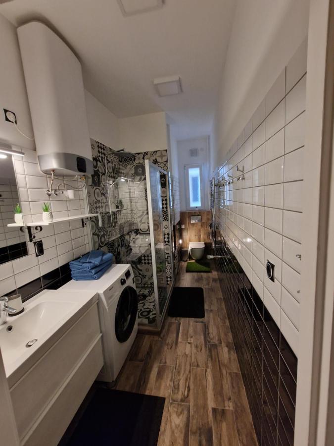 Central Point 布达佩斯 外观 照片